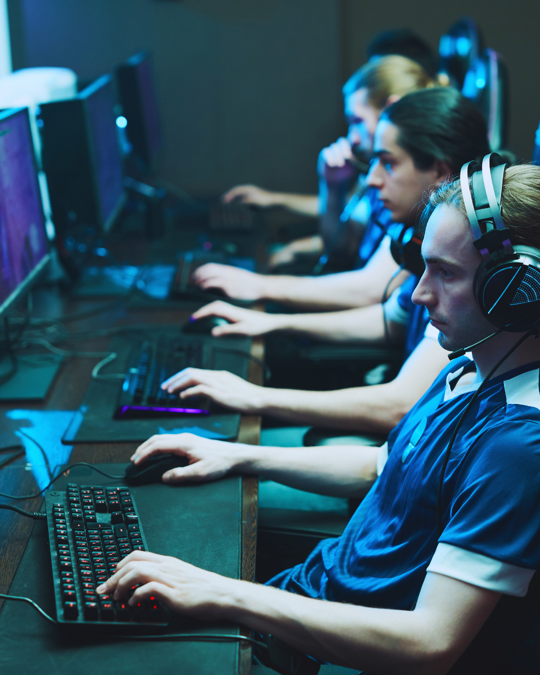 Why Play Online Games: Exploring the Benefits and Enjoyment